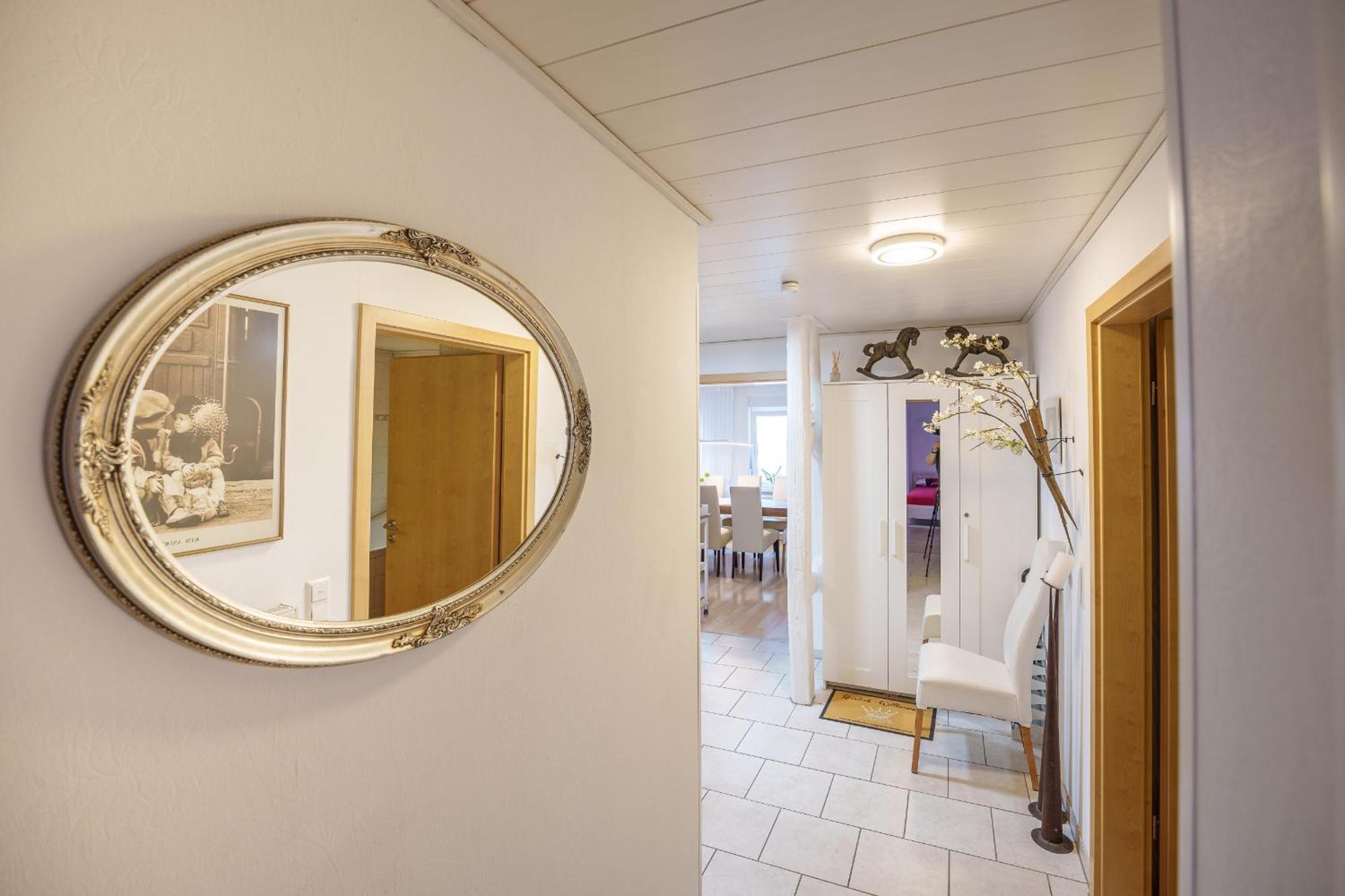 Wilhelm Appartements 100Qm Im Zentrum Brackenheim Naehe Tripsdrill エクステリア 写真