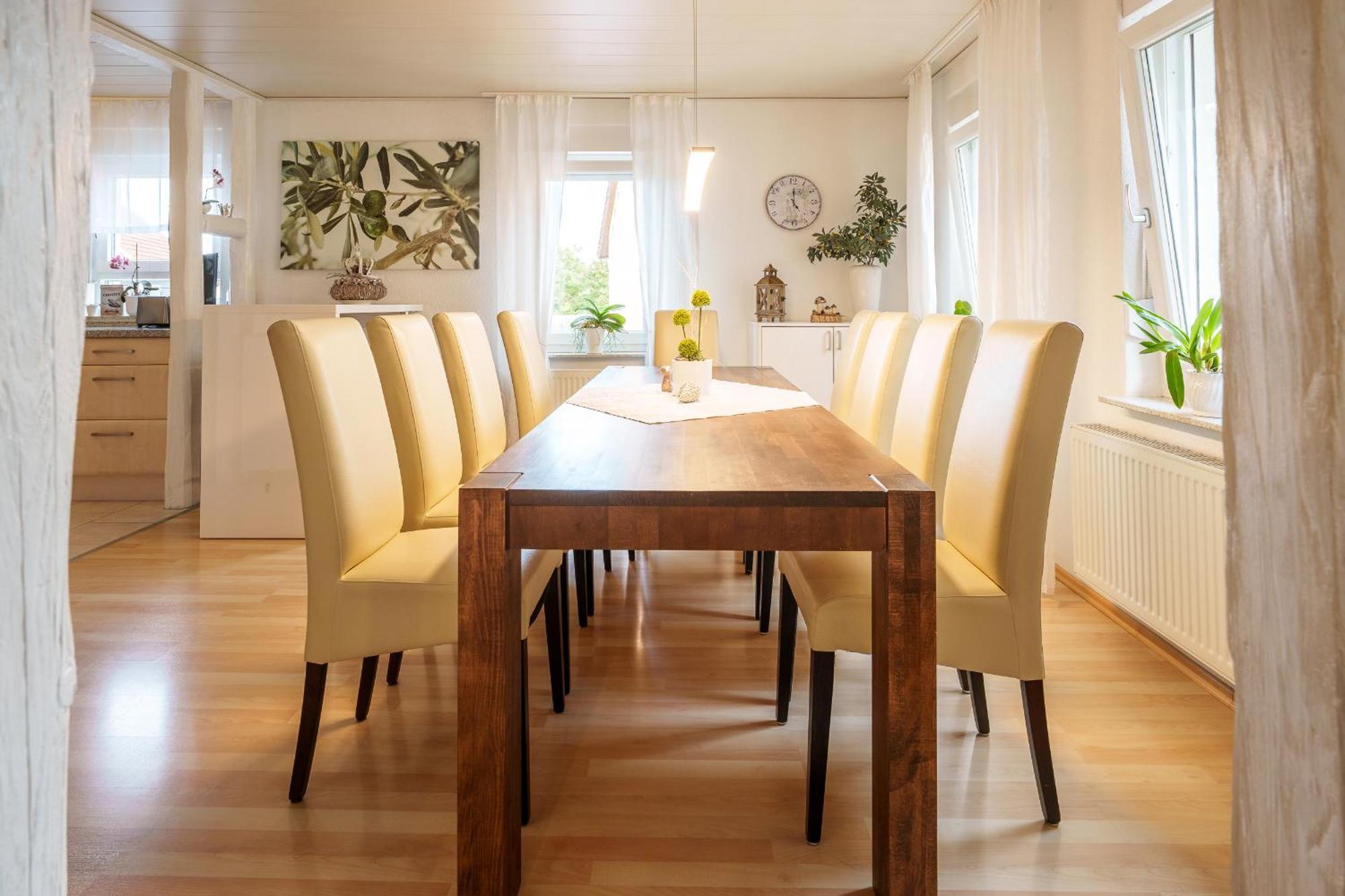 Wilhelm Appartements 100Qm Im Zentrum Brackenheim Naehe Tripsdrill エクステリア 写真
